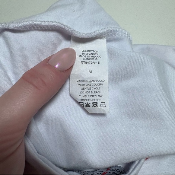 Sweet as a Peach Graphic Tee Crop Top - Picture 4 of 4